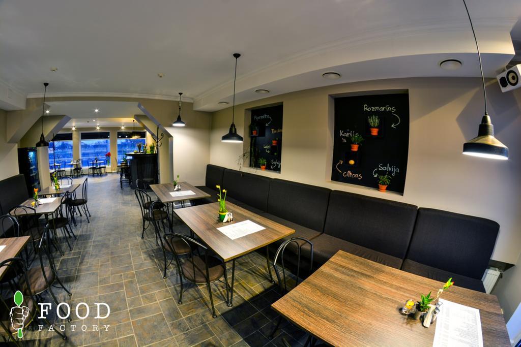 Hotel Albatross リガ エクステリア 写真